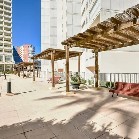 Homeincalpe Apolo Xvii 1-2-5 Appartement